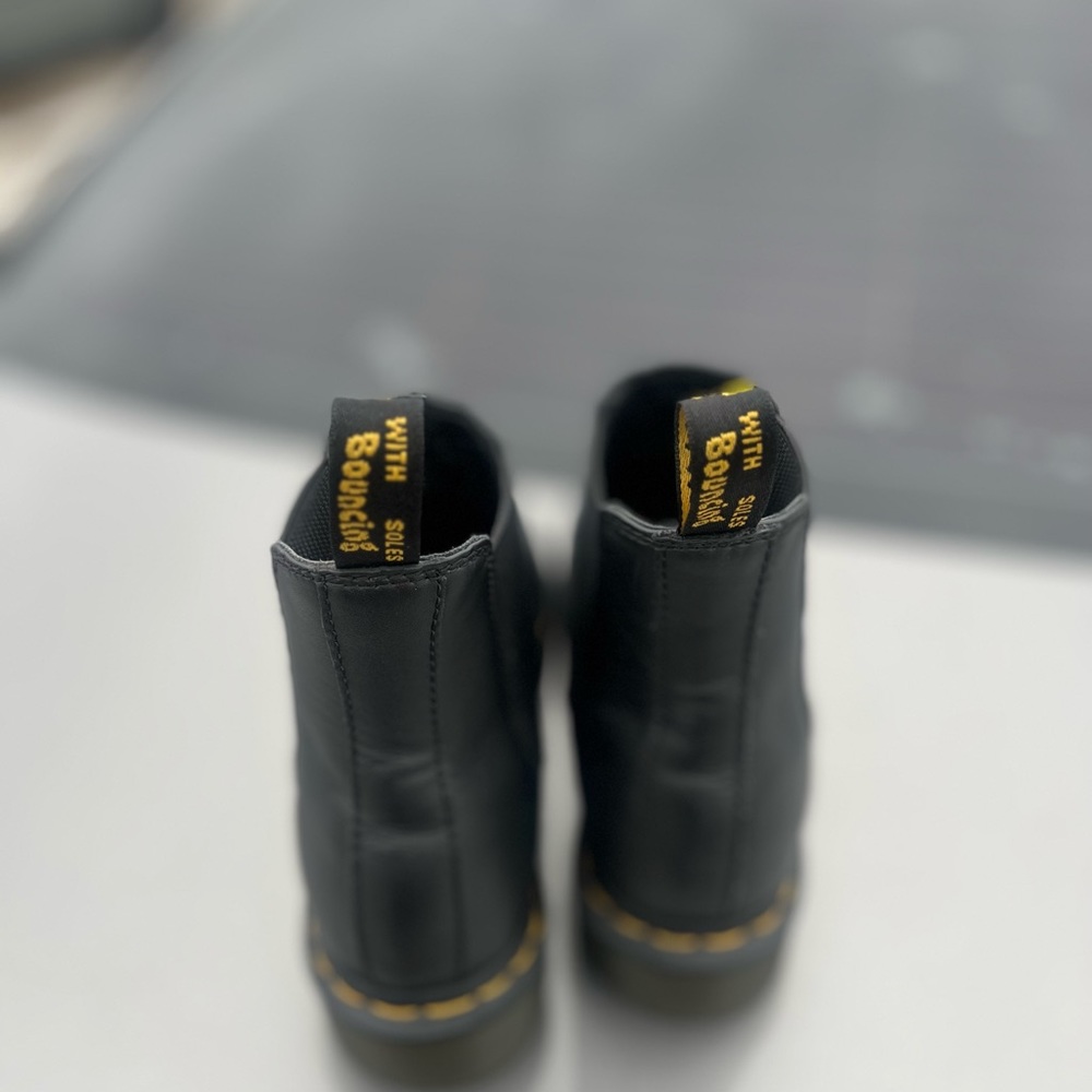 Dr.Martens Chelsea Boots. Size 9